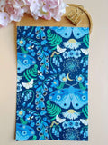 pochettes-cadeaux-bleues-papillons-17x25cm